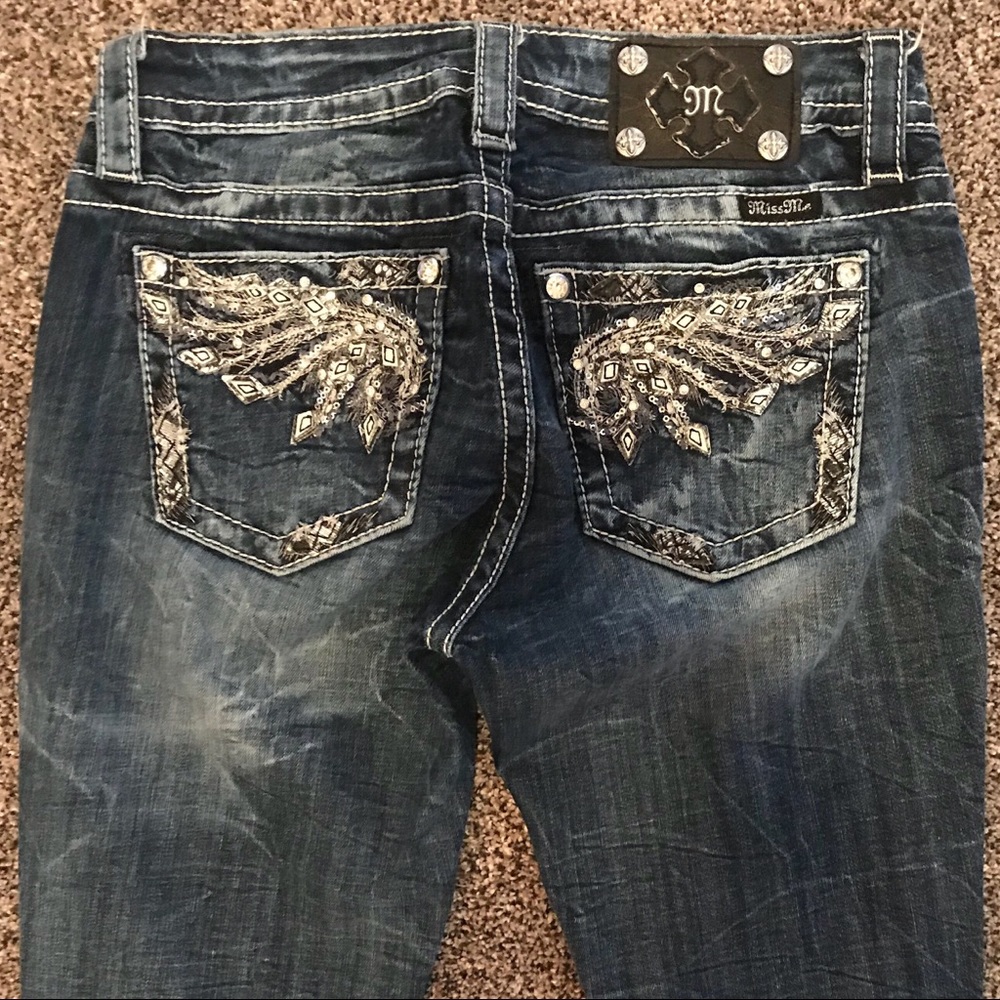 Bling Wing’s Pocket
